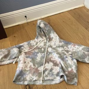 Tie dye cropped sweatshirt